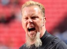 Hetfield atakuje paparazzich